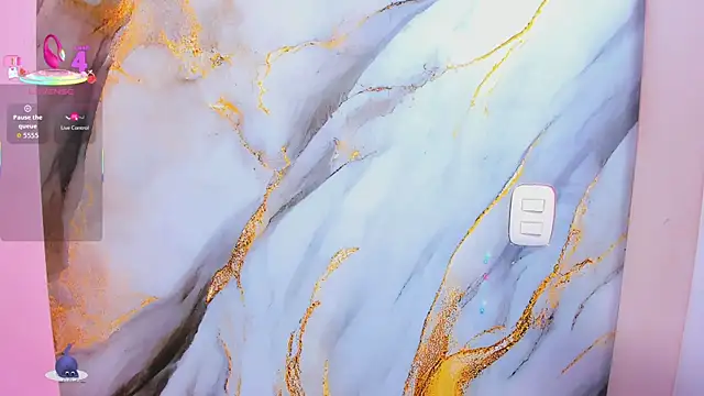 Snapshot of hinata_dolly chatting on 12/23/25, 09:08 hinata dolly online show from 12/23/25, 09:08