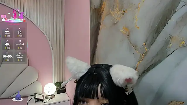 Snapshot of hinata_dolly chatting on 12/19/25, 11:12 hinata dolly online show from 12/19/25, 11:12