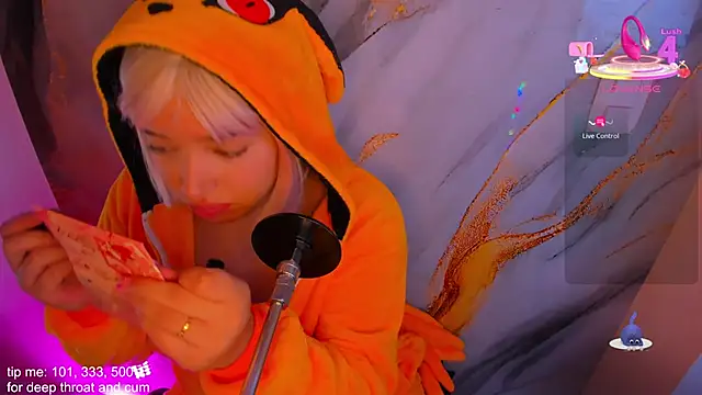 hinata dolly online show from 12/04/25, 08:57