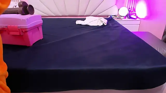 hinata dolly online show from 11/08/25, 12:20