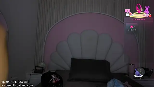 hinata dolly online show from 12/03/25, 10:58