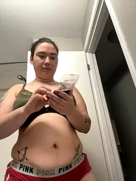 paigeycakes online show from 12/05/25, 04:38