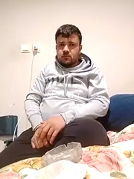 nihattttttttttttttt online show from 11/28/25, 09:15