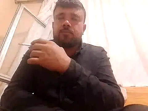 Snapshot of nihattttttttttttttt chatting on 09/14/25, 05:35 nihattttttttttttttt online show from 09/14/25, 05:35