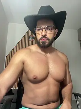 Snapshot of magnumchris chatting on 02/13/26, 04:07 magnumchris online show from 02/13/26, 04:07