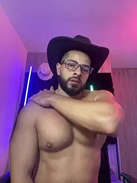 Snapshot of magnumchris chatting on 02/26/26, 11:43 magnumchris online show from 02/26/26, 11:43