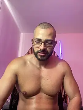 magnumchris online show from 03/28/26, 07:04