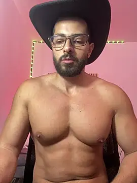 magnumchris online show from 05/07/26, 02:42