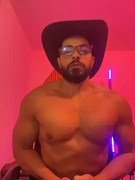 Snapshot of magnumchris chatting on 02/16/26, 12:20 magnumchris online show from 02/16/26, 12:20