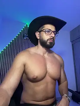 Snapshot of magnumchris chatting on 02/14/26, 04:23 magnumchris online show from 02/14/26, 04:23