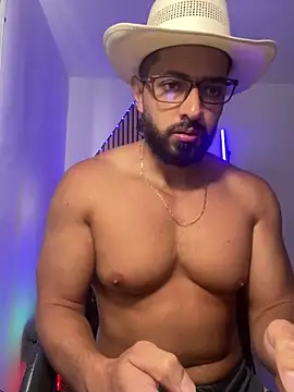 Snapshot of magnumchris chatting on 02/06/26, 03:08 magnumchris online show from 02/06/26, 03:08