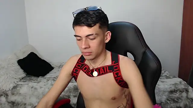 Rimuru17 online show from 03/31/26, 02:13