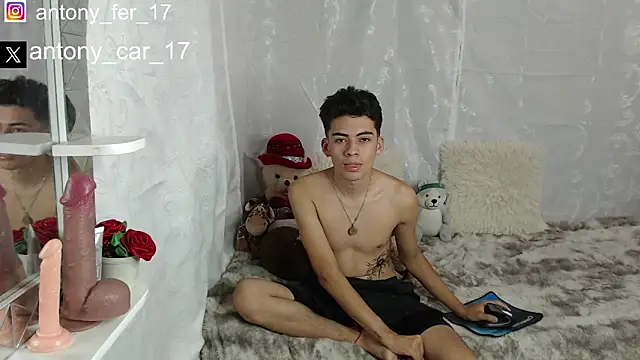 Rimuru17 online show from 11/06/25, 10:47