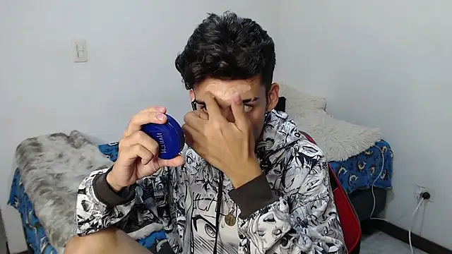 Rimuru17 online show from 03/12/26, 03:23