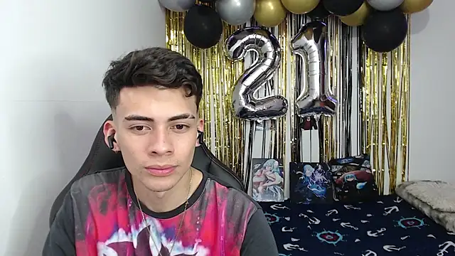 Rimuru17 online show from 02/18/26, 03:37