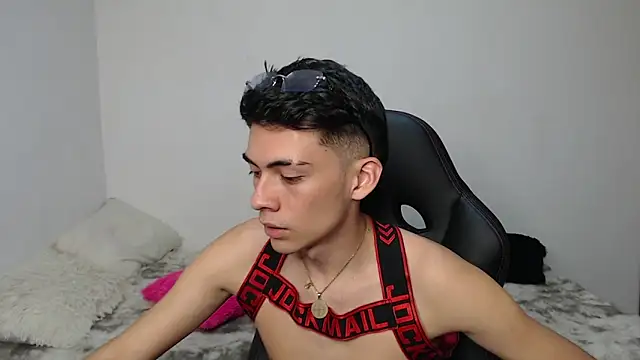 Rimuru17 online show from 03/30/26, 03:52