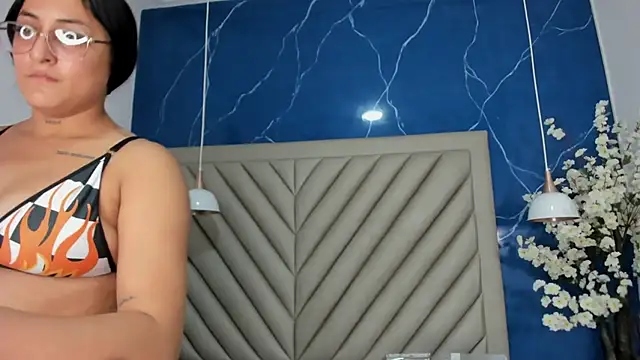 Ibbie drastic online show from 11/28/25, 12:05