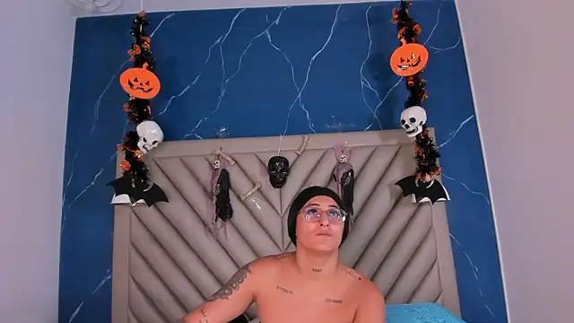 Ibbie drastic online show from 10/24/25, 12:04