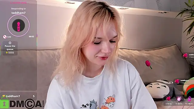 Molly Platt online show from 03/18/26, 09:12