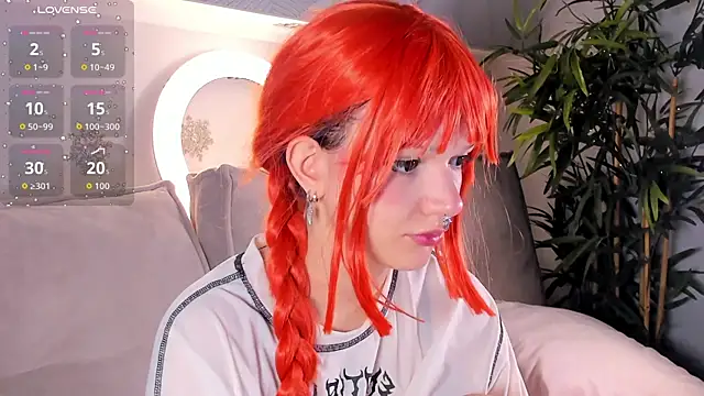 Snapshot of Molly_Platt chatting on 12/04/25, 09:19 Molly Platt online show from 12/04/25, 09:19