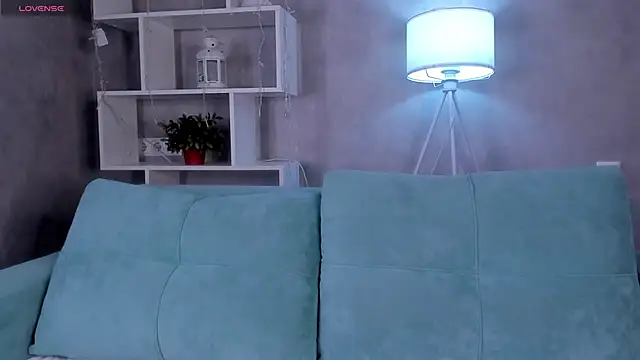 Snapshot of Molly_Platt chatting on 11/17/25, 09:35 Molly Platt online show from 11/17/25, 09:35