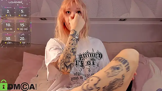 Molly Platt online show from 02/25/26, 09:09