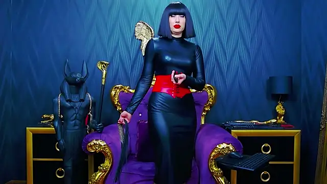 LaraMaeve online show from 11/30/25, 06:14