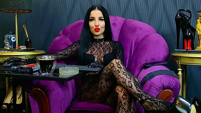 VivianReeve online show from 10/24/25, 06:01