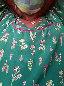 aunty sumy online show from 02/17/26, 04:10