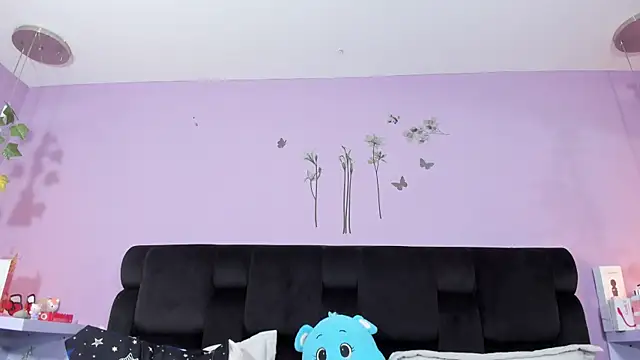 KendallWings online show from 11/14/25, 12:20