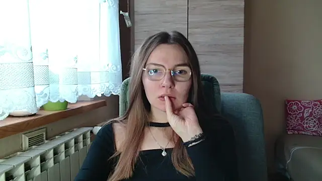 LooveELLYx online show from 12/02/25, 07:32