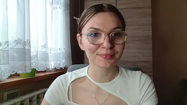 LooveELLYx online show from 10/27/25, 11:55