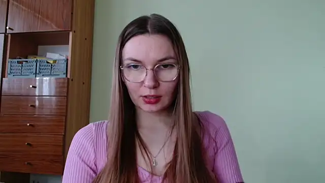 LooveELLYx online show from 02/03/26, 02:33