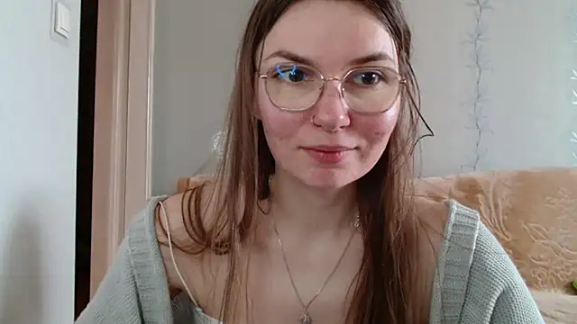 Snapshot of LooveELLYx chatting on 03/14/25, 08:21 LooveELLYx online show from 03/14/25, 08:21