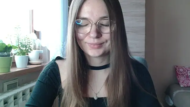 LooveELLYx online show from 02/13/26, 07:30