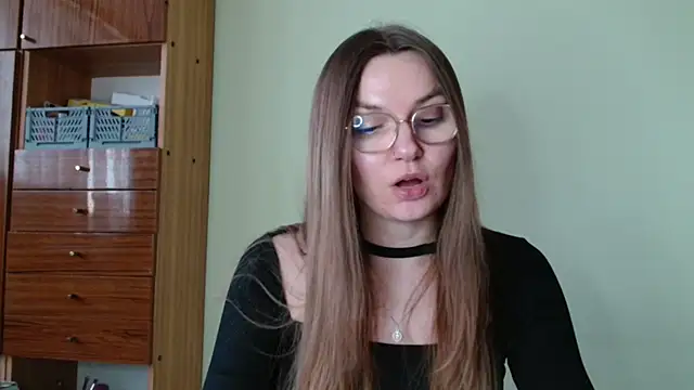 LooveELLYx online show from 02/23/26, 02:28