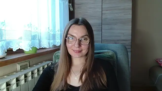 LooveELLYx online show from 11/26/25, 02:28