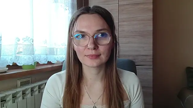 LooveELLYx online show from 11/05/25, 02:42