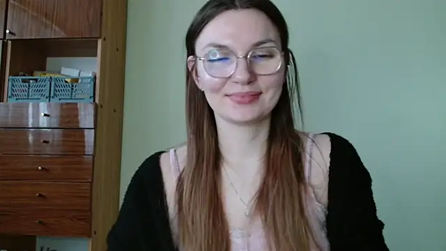 LooveELLYx online show from 02/06/26, 07:37