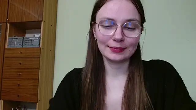 Snapshot of LooveELLYx chatting on 02/12/25, 05:48 LooveELLYx online show from 02/12/25, 05:48