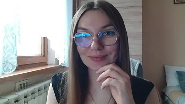 Snapshot of LooveELLYx chatting on 07/04/26, 06:31 LooveELLYx online show from 07/04/26, 06:31