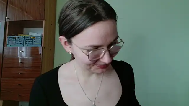 LooveELLYx online show from 02/10/26, 02:38