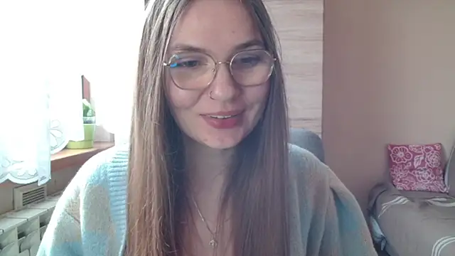 Snapshot of LooveELLYx chatting on 04/11/26, 06:21 LooveELLYx online show from 04/11/26, 06:21