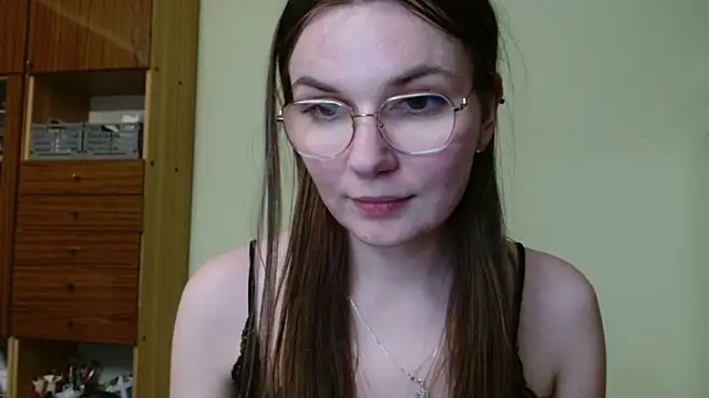 Snapshot of LooveELLYx chatting on 03/09/25, 08:52 LooveELLYx online show from 03/09/25, 08:52