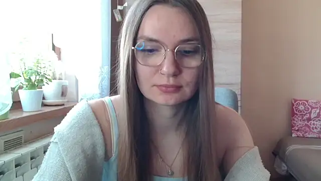 LooveELLYx online show from 02/16/26, 07:29