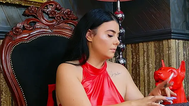 Snapshot of MistressEly chatting on 09/14/25, 10:59 MistressEly online show from 09/14/25, 10:59