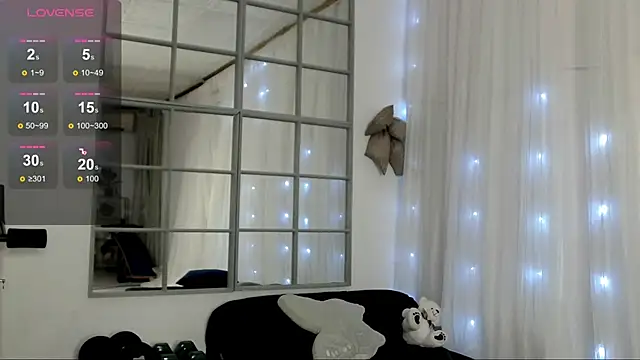 SarahRaynex online show from 05/31/26, 06:09
