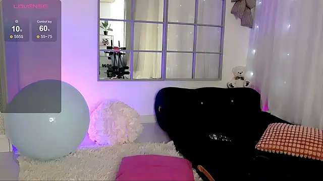 SarahRaynex online show from 05/15/26, 10:46