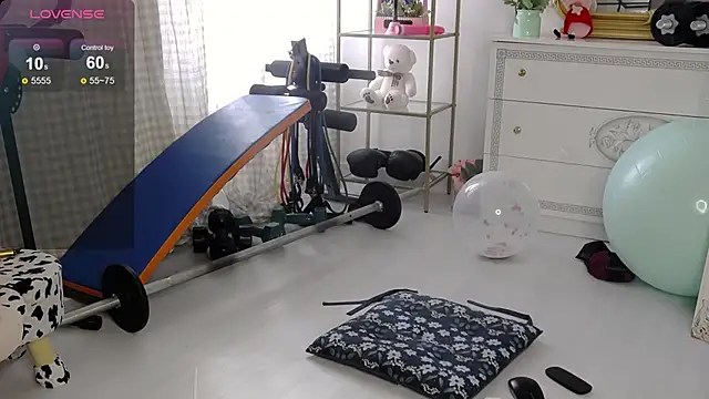 Snapshot of SarahRaynex chatting on 03/24/26, 12:16 SarahRaynex online show from 03/24/26, 12:16