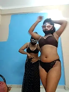 Sexy dolls online show from 11/08/25, 02:59